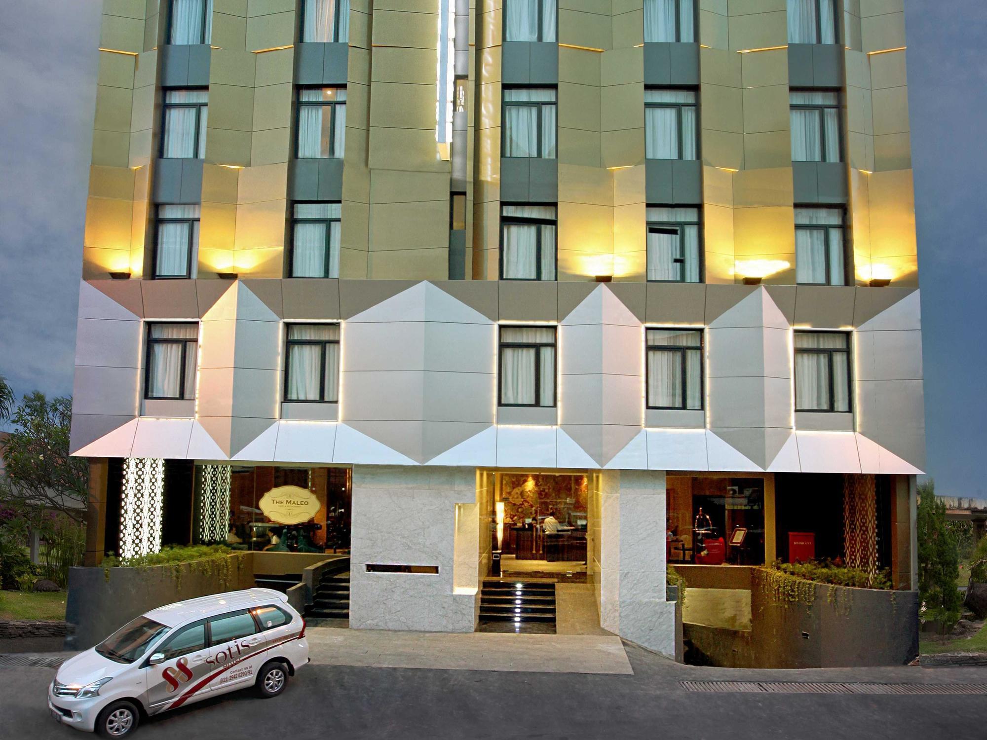 Sotis Hotel Giacarta Esterno foto
